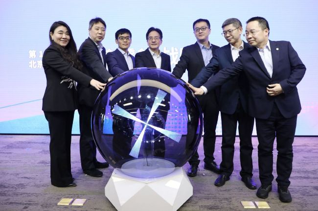 稳中向好下半句的梗